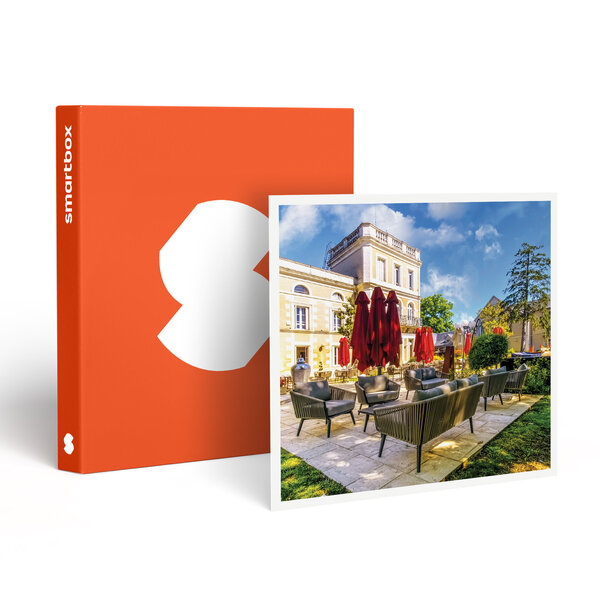SMARTBOX - Coffret Cadeau Délicieuse escapade de 2 jours en château avec apéritif et dîner près de Poitiers -  Séjour