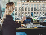 SMARTBOX - Coffret Cadeau Fête des Mères pour maman : séjour premium avec dîner  spa ou activité à sensations fortes -  Multi-thèmes