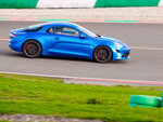 SMARTBOX - Coffret Cadeau Stage de pilotage : 5 tours sur le circuit de Lohéac en Alpine A110 S - Sport & Aventure