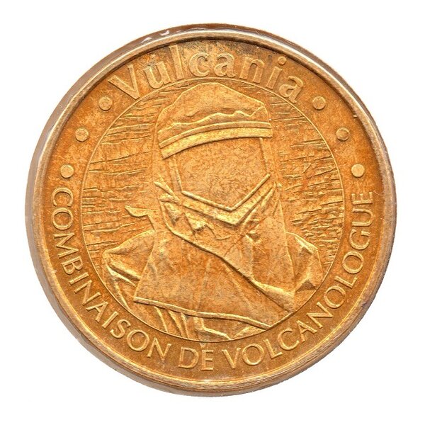 Mini médaille monnaie de paris 2007 - vulcania (combinaison de volcanologue)