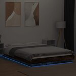 vidaXL Cadre de lit et lumières LED sans matelas chêne fumé 135x190 cm