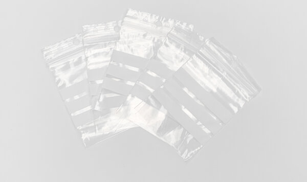 Lot de 100 Sachets avec bandes bandes blanches d’écriture 50µ 80×120mm