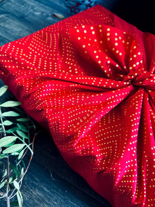 Emballage Réutilisable Furoshiki Coton Recyclé L : Plume Dorée Rouge Coquelicot