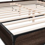 vidaXL Cadre de lit chêne marron 200x200 cm bois d'ingénierie et métal