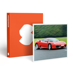 SMARTBOX - Coffret Cadeau Session de pilotage d’une Ferrari lors de 2 tours de circuit - Sport & Aventure