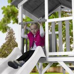 AXI Structure de jeu Beach Tower Blanc Gris avec cadre escalade et toboggan Blanc