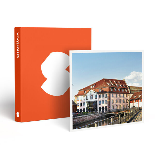 SMARTBOX - Coffret Cadeau 2 jours en hôtel 5* avec espace bien-être et champagne dans le cœur historique de Strasbourg -  Séjour