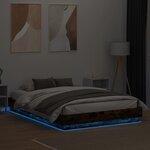 vidaXL Cadre de lit avec LED sans matelas chêne fumé 140x200 cm