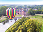 DAKOTABOX - Coffret Cadeau - Voyage en montgolfière - 70 lieux incroyables à survoler : châteaux de la Loire ou encore vignobles de Champagne