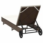 vidaXL Chaise longue avec roues et coussin marron résine tressée