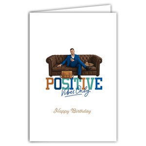 69-4514 Carte Happy Birthday Positive Vibes Only pour Homme Chic élégante en Costume Smartphone Verre Apéritif Canapé chesterfield Illustration - Avec Enveloppe Format 12x17cm - Fabrication française