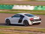 SMARTBOX - Coffret Cadeau Stage de pilotage : 5 tours sur le circuit de La Ferté-Gaucher en Audi R8 V10 -  Sport & Aventure