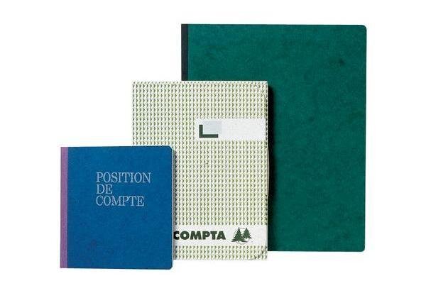 Registre quadrillé 5/5 folioté, 210 x 297 mm 200 pages EXACOMPTA