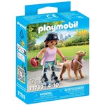 PLAYMOBIL 71739 - Jeune fille rolleuse avec Retriever et accessoires