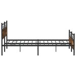 vidaXL Cadre de lit en métal sans matelas chêne fumé 200x200 cm