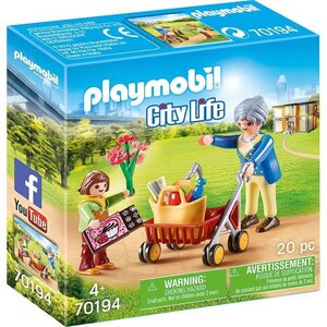 Playmobil 70194 - city life l'hôpital - petite fille et grand-mere