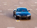 SMARTBOX - Coffret Cadeau Stage de pilotage : 5 tours sur le circuit d'Alès en Aston Martin V8 Vantage - Sport & Aventure