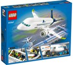 LEGO City - L'Avion de Ligne 60367 avec Minifigurines et Accessoires Réalistes