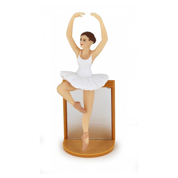 Figurine de Ballerine Papo 39121 - Un Éclat de Grâce et de Dévouement