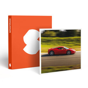 SMARTBOX - Coffret Cadeau Stage de pilotage : 2 tours sur le circuit de Magny-Cours en Ferrari F458 Italia - Sport & Aventure
