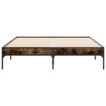 vidaXL Cadre de lit chêne fumé 140x190 cm bois d'ingénierie et métal