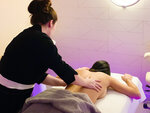SMARTBOX - Coffret Cadeau 2h d'accès au Spa du Château et massage de 50 min près de Lyon -  Bien-être