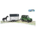 Land Rover Defender avec van pour chevaux et 1 cheva