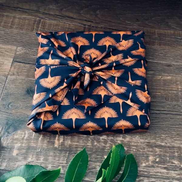 Papier Cadeau Réutilisable Emballage Furoshiki Coton Recyclé : La Haut (Taille S) 35x35 cm bleu nuit