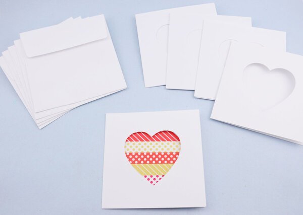 5 Cartes et enveloppe DIY blanches 13x13cm Coeur