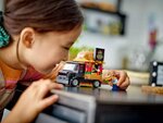 LEGO City - Food-Truck à Burgers 60404 : Amusement et Créativité pour Enfants