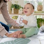 Tapis d'éveil évolutif Sprout Spot  12 cartes évolutives et 5 jouets détachables