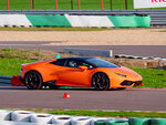 SMARTBOX - Coffret Cadeau Stage de pilotage : 5 tours sur le circuit de Haute Saintonge en Lamborghini Huracán -  Sport & Aventure