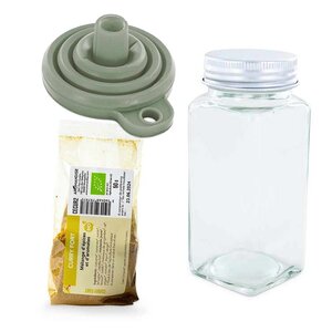 Flacon à épices poudreur + entonnoir + curry fort 50 g