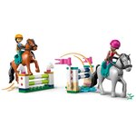 LEGO Friends L'écurie et l'école d'équitation 42688  735 pièces  dès 7 ans