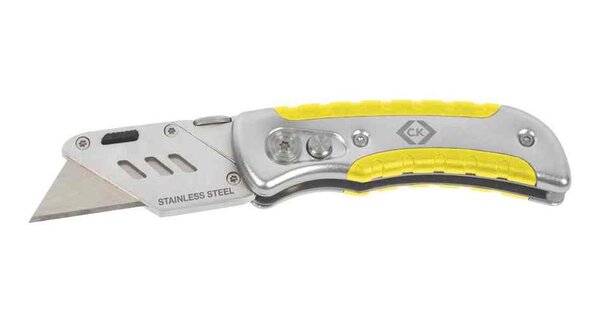 Cutter  rétractable  lame: 0 6 mm C.K