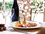 SMARTBOX - Coffret Cadeau Coffret cadeau pour Maman : un dîner gourmand pour 2 personnes -  Gastronomie