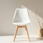 4 Chaises Blanches avec Pieds en Bois