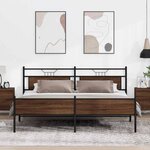 vidaXL Cadre de lit en métal sans matelas chêne marron 200x200 cm