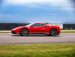 SMARTBOX - Coffret Cadeau Stage de pilotage multivolant : 2 tours en Porsche et 2 tours en Ferrari 488 GTB sur le circuit de Croix-en-Ternois -  Sport & Aventure