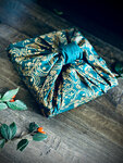 Furoshiki Jardin Secret Vert Sapin – Emballage Cadeau Réutilisable Coton Recyclé – Taille M 55x55 cm