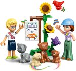 LEGO Friends - La clinique vétérinaire pour chevaux et animaux de compagnie - 42651 : Un monde d'aventures pour les amoureux des animaux