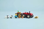 LEGO City - Tracteur Agricole Rouge avec Remorque et Moutons - Set de Construction 60461 pour Enfants