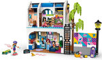 LEGO Friends La maison de famille de Liann 42687  946 pièces  4 mini-poupées