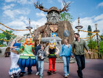 SMARTBOX - Coffret Cadeau Billets pour le Parc Astérix : 2 entrées adulte et 1 entrée enfant en 2026 -  Multi-thèmes
