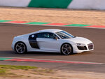 SMARTBOX - Coffret Cadeau Stage de pilotage : 5 tours sur le circuit du Pont-l'Évêque en Audi R8 V10 -  Sport & Aventure