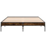 vidaXL Cadre de lit chêne fumé 150x200 cm bois d'ingénierie et métal