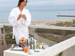 SMARTBOX - Coffret Cadeau Thalazur Port Camargue 4 étoiles : 1 nuit avec accès spa marin et massage -  Séjour