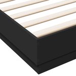 vidaXL Cadre de lit noir 200x200 cm bois d'ingénierie