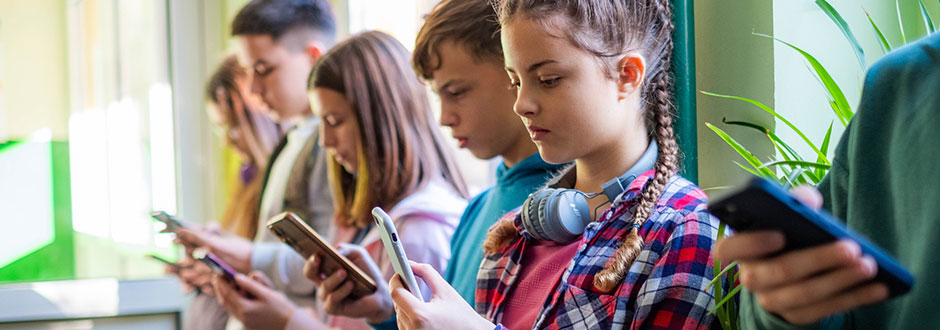 Interdire les réseaux sociaux aux moins de 15 ans