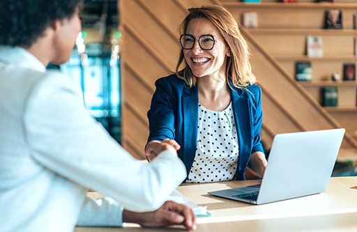 attirer des candidats avec des avantages compétitifs